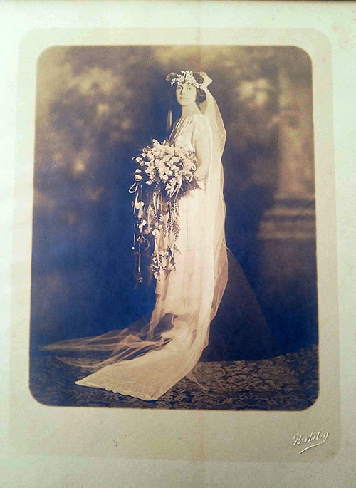 Edith Hiatt wedding photo